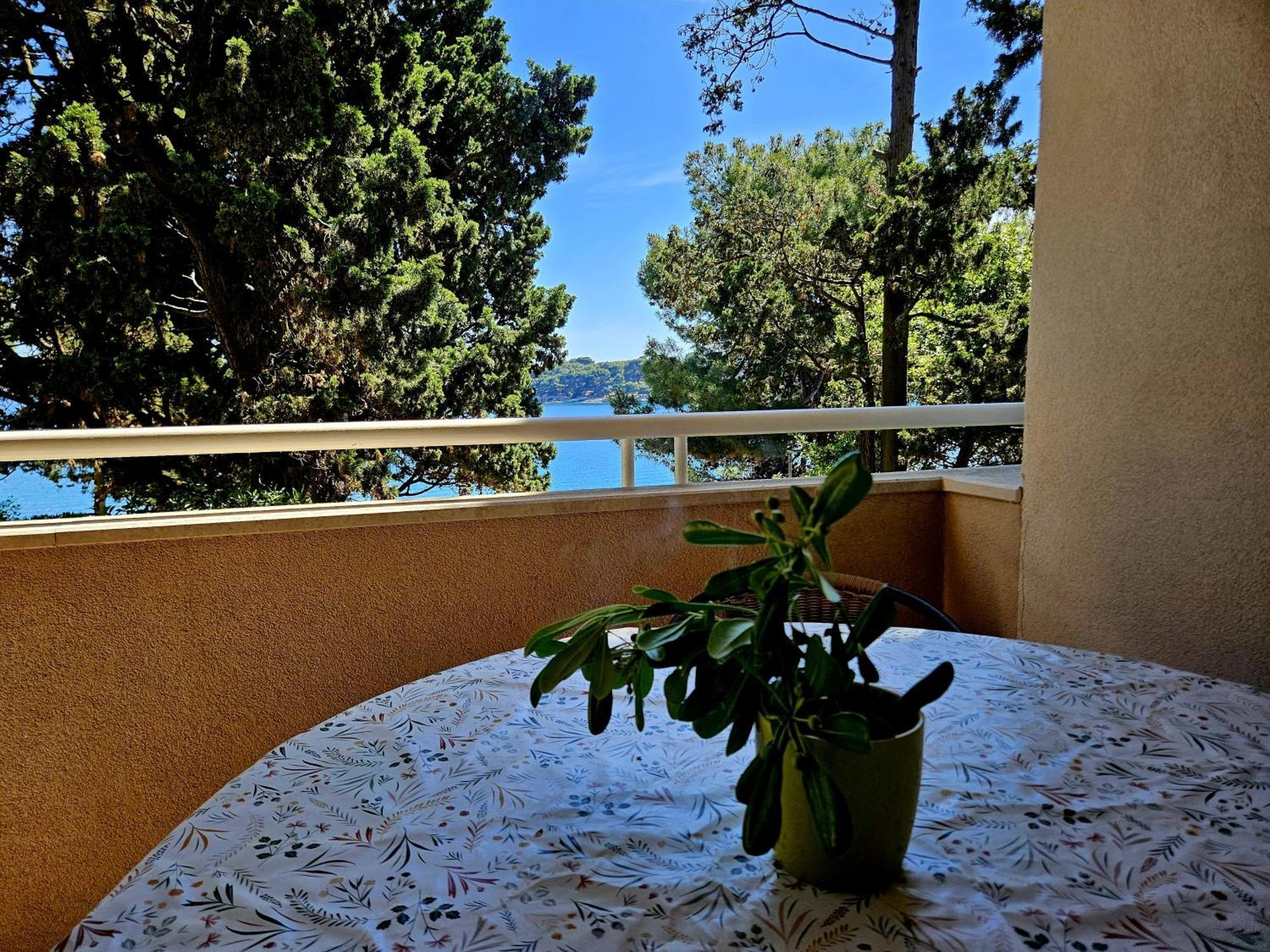 Mare Azzuro II Apartment Pula Exterior photo